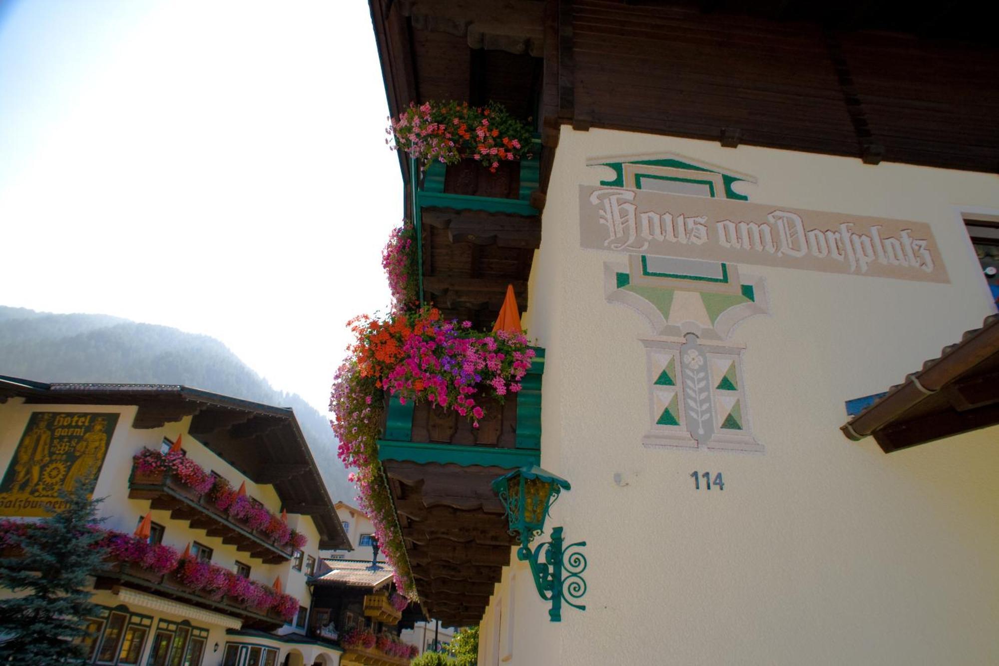 Hotel Pension Haus Am Dorfplatz Flachau Exteriér fotografie